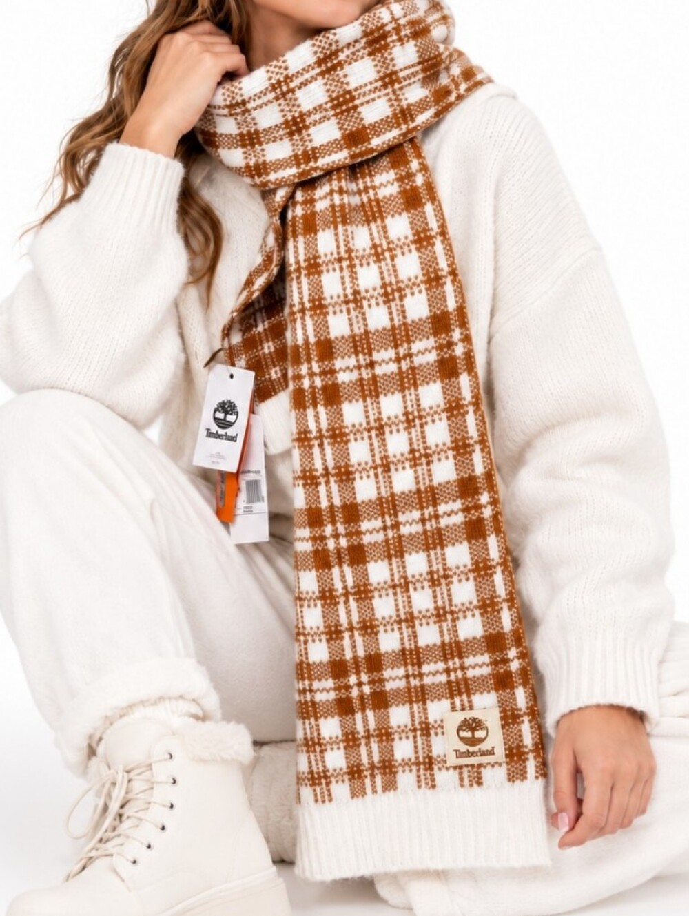 NWT Timberland White Plaid Knit Scarf Winter Logo Patch Apres Ski Layering